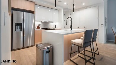 143 E Commerce St in San Antonio, TX - Building Photo - Building Photo