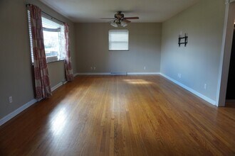 942 Mildred Dr in Alcoa, TN - Building Photo - Building Photo