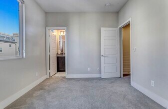 7777 Stylus Dr in San Diego, CA - Building Photo - Building Photo