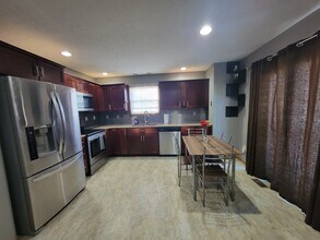 3230 Saint Bernard Cir in Columbus, OH - Building Photo - Building Photo