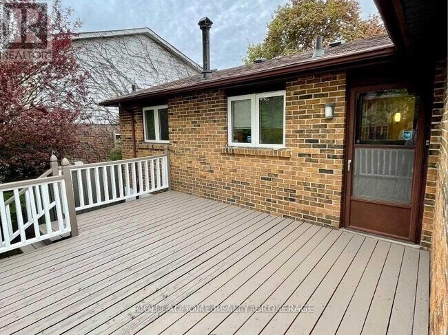 14 Ironshield Crescent in Markham, ON - Building Photo - Building Photo