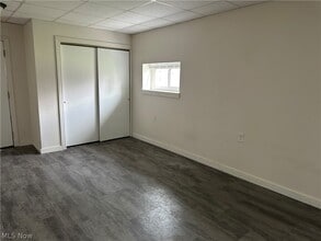 5885 Youngstown Hubbard Rd in Hubbard, OH - Building Photo - Building Photo