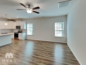 134 Lauren Ct in Gastonia, NC - Building Photo - Building Photo
