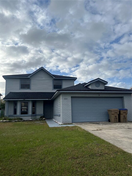 204 Applewood Ct in Kissimmee, FL - Building Photo