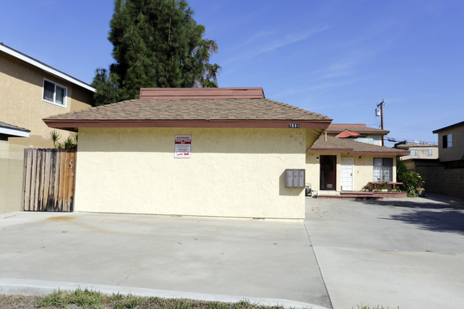 7891 Glencoe Ave in Huntington Beach, CA - Building Photo - Building Photo