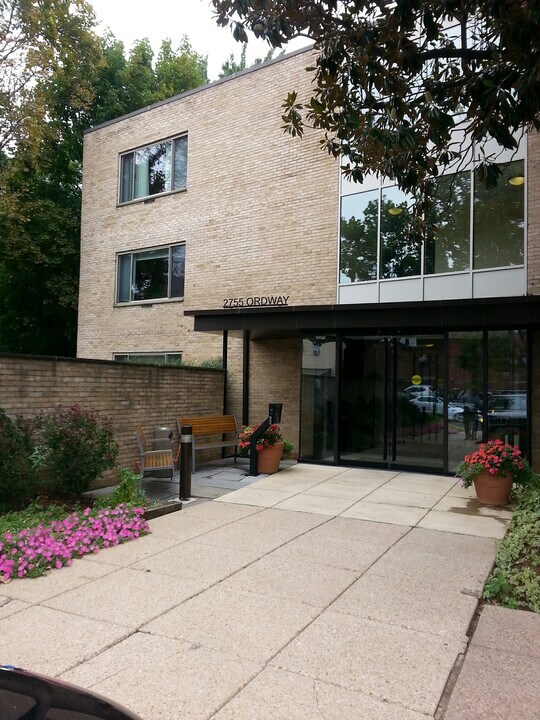2755 Ordway St NW in Washington, DC - Building Photo
