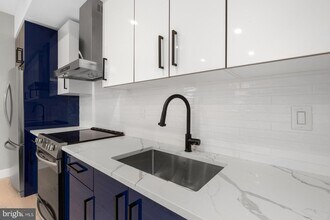 1343 Fitzwater St in Philadelphia, PA - Building Photo - Building Photo