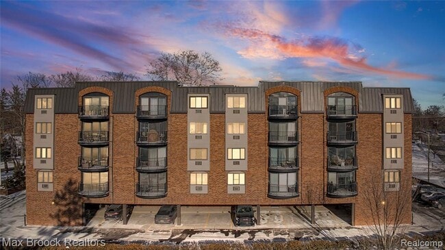 property at 35300 Woodward Ave