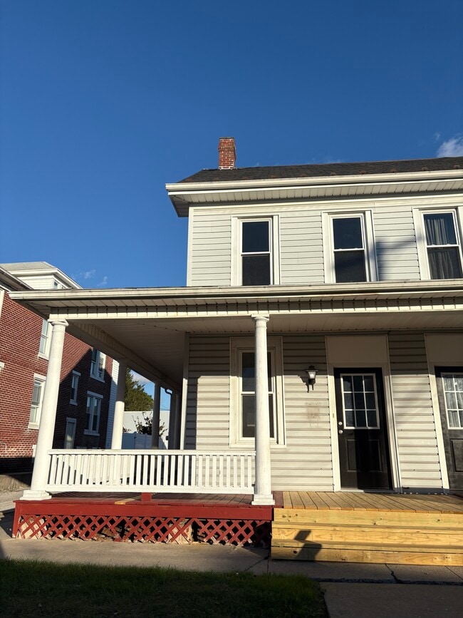 property at 115 S Franklin St