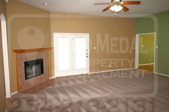 4302 Hank Dr in Killeen, TX - Building Photo - Building Photo