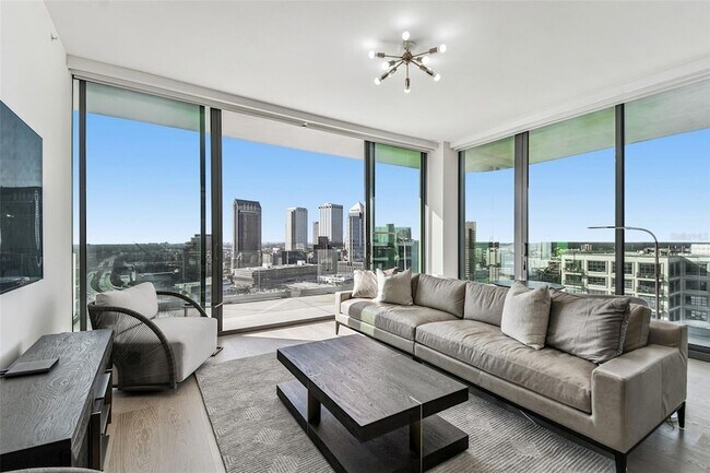 1000 Water St, Unit 2202 in Tampa, FL - Foto de edificio - Building Photo