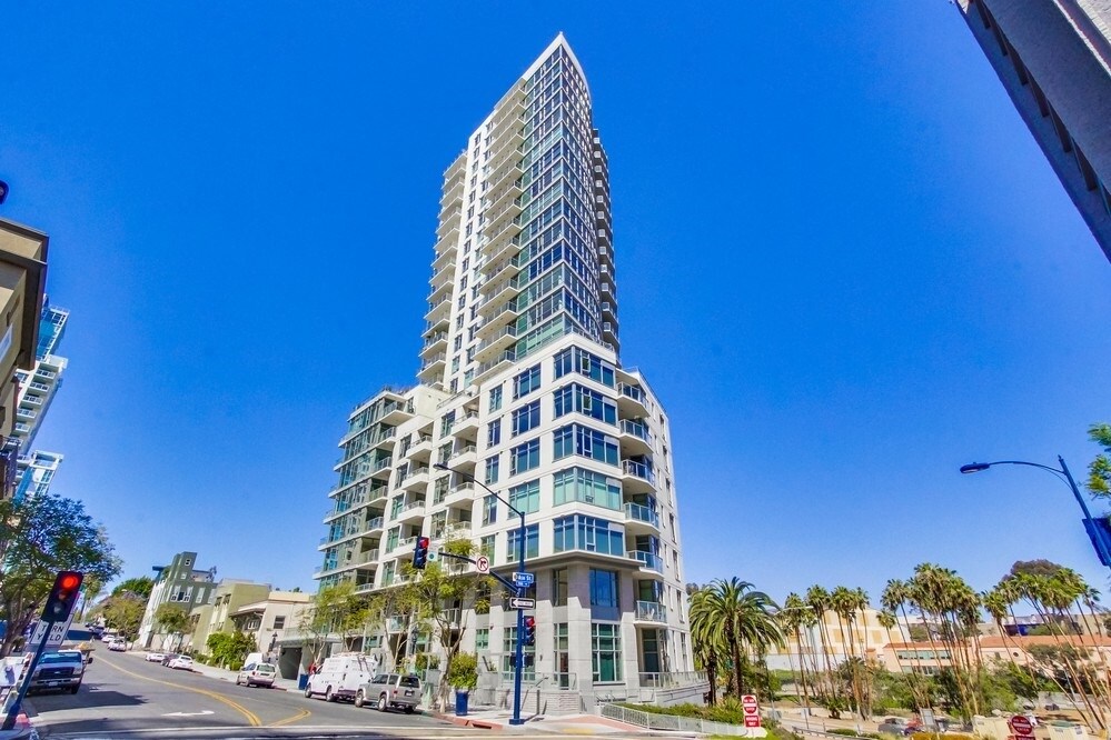 1441 9th Ave, Unit 410 in San Diego, CA - Building Photo