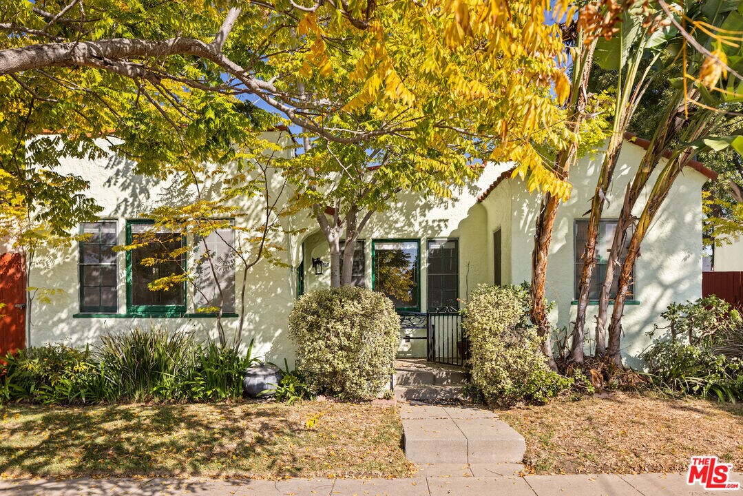 1708 Glyndon Ave in Los Angeles, CA - Building Photo