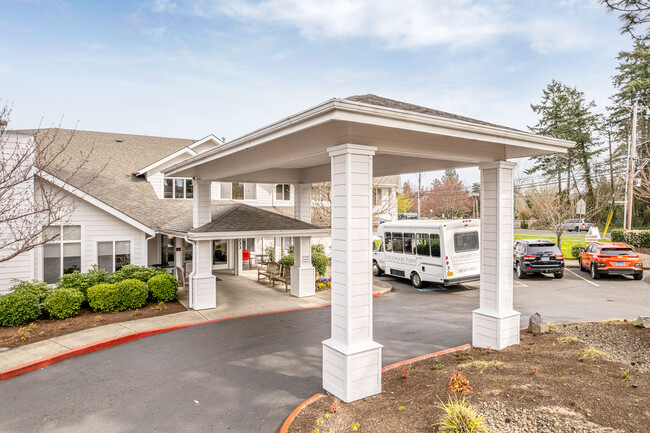 Edgewood Point Senior Living Apartments in Beaverton, OR - Building Photo - Building Photo