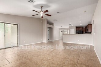 3468 E Crescent Way in Gilbert, AZ - Building Photo - Building Photo