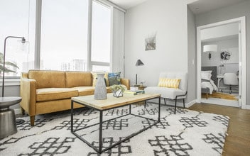 Pinnacle on The Park in San Diego, CA - Foto de edificio - Interior Photo