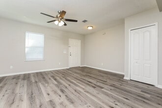 2237 Aitkin Loop in Leesburg, FL - Building Photo - Building Photo