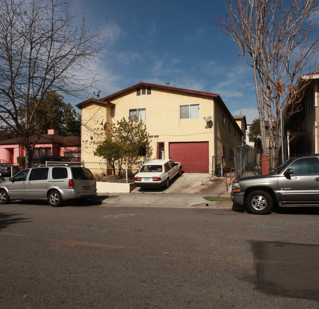 129 S Union Ave in Los Angeles, CA - Building Photo - Building Photo