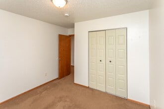 Lampliter in Fargo, ND - Foto de edificio - Interior Photo