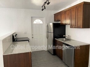 1245 Virginia Dr in Orlando, FL - Building Photo - Building Photo
