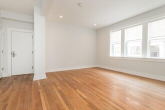 16 Forest St, Unit 02 in Cambridge, MA - Building Photo - Building Photo