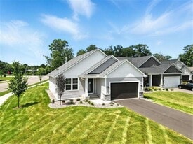 13104 Ghia Ct NE in Blaine, MN - Building Photo