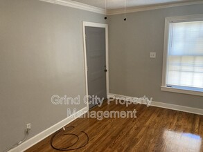 1621 Glenview Ave in Memphis, TN - Building Photo - Building Photo