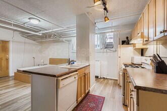 1101 Bellaire St in Denver, CO - Building Photo - Building Photo