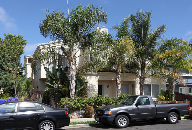 1452-1454 Essex St in San Diego, CA - Foto de edificio - Building Photo