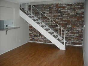 2615 Sextant Ave in Port Hueneme, CA - Building Photo - Building Photo