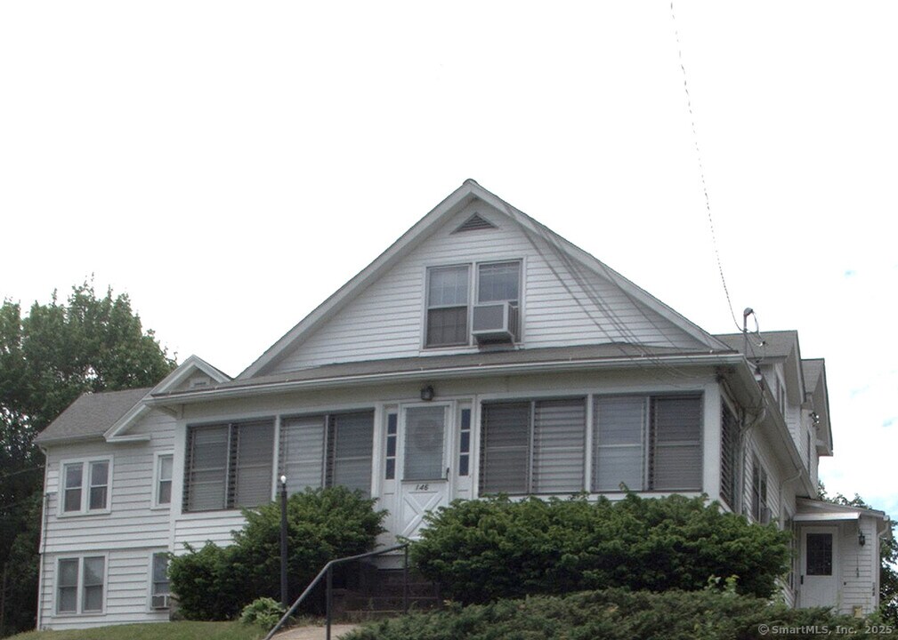 148 Beecher St in Southington, CT - Building Photo