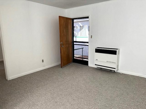 1201-19 Morena Blvd-Unit -1 in San Diego, CA - Building Photo - Building Photo