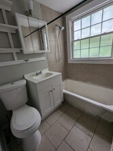30 Hilltop Rd, Unit 1R in New Haven, CT - Building Photo - Building Photo