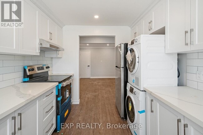 44 Metcalfe St in Thorold, ON - Building Photo - Building Photo