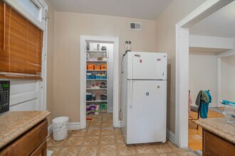 6507 N Hoyne Ave in Chicago, IL - Building Photo - Building Photo