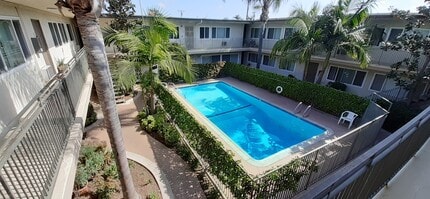 Lakewood Colony Apartments in Lakewood, CA - Building Photo - Building Photo