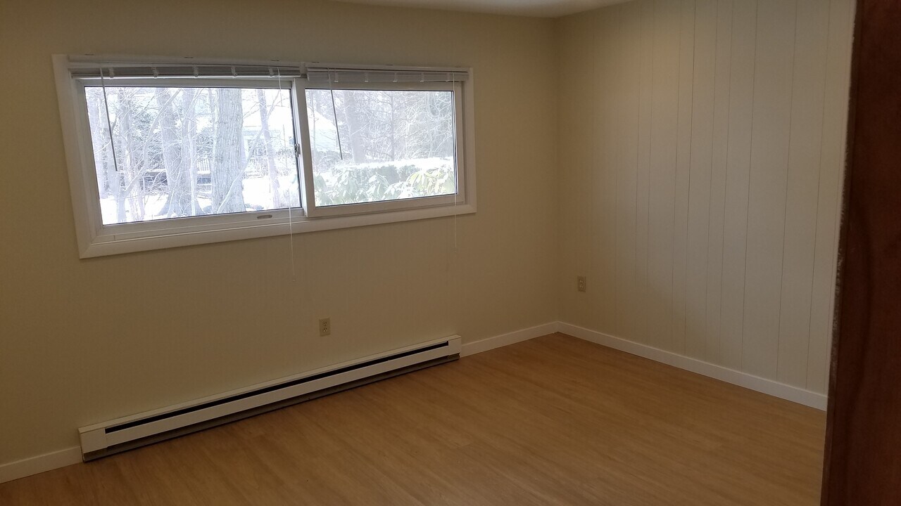 97 Vine Rd in Stamford, CT - Building Photo