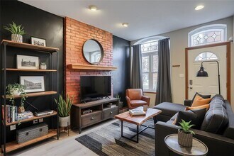 2810 Sarah St in Pittsburgh, PA - Building Photo - Building Photo