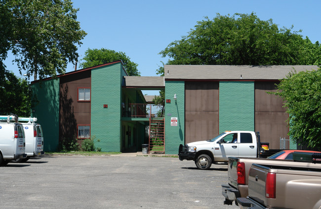 Patton at Windsor Park in Austin, TX - Building Photo - Building Photo