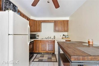200 Post Rd-Unit -Apt 319 in Warwick, RI - Building Photo - Building Photo