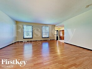 22600 Amy Dr in Richton Park, IL - Foto de edificio - Building Photo