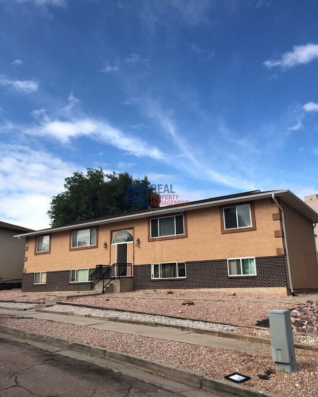 property at 2028 Friendship Pl