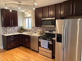 2206 Edwards St in St. Louis, MO - Building Photo