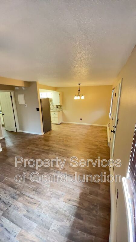 3298 Lombardy Ln in Clifton, CO - Building Photo - Building Photo