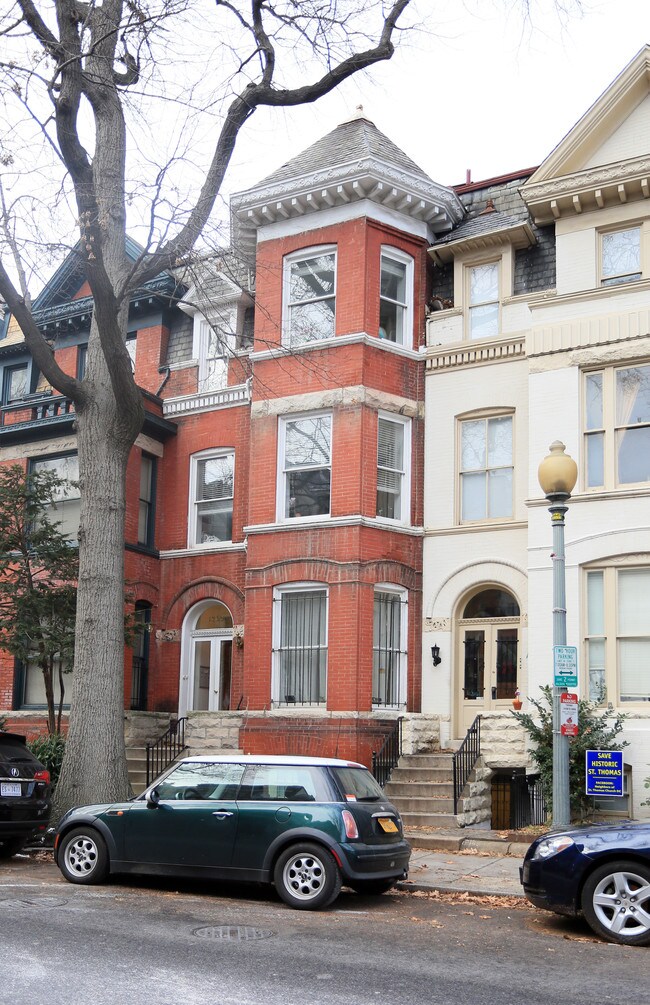 1765 Church St NW in Washington, DC - Foto de edificio - Building Photo