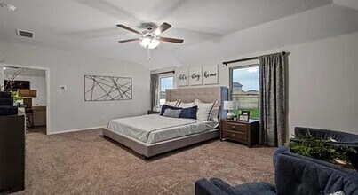 829 Loomis Trl in Justin, TX - Building Photo - Building Photo