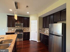 537 Prizer Ct in Downingtown, PA - Building Photo - Building Photo