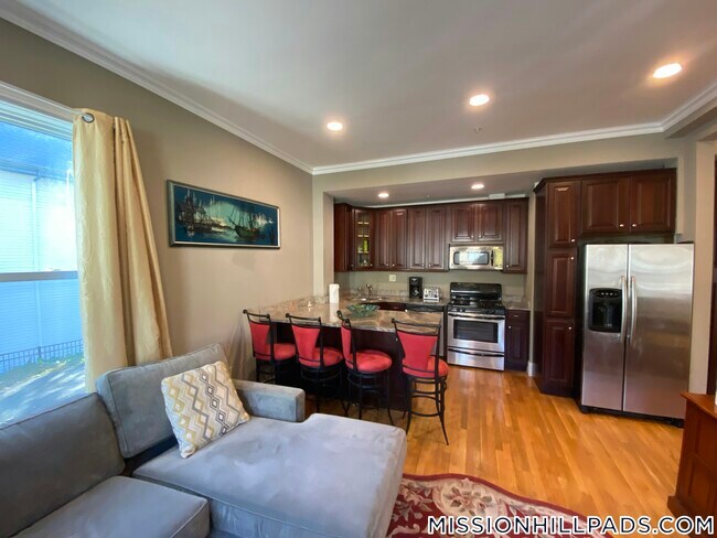74 Georgia St in Boston, MA - Building Photo - Building Photo