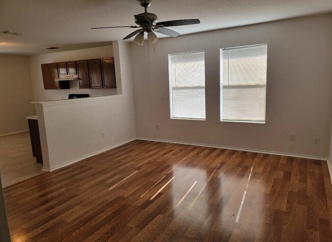 12612 Kingsgate Dr in Rhome, TX - Building Photo - Building Photo