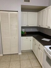 549 SE Prescott Pl in Stuart, FL - Building Photo - Building Photo